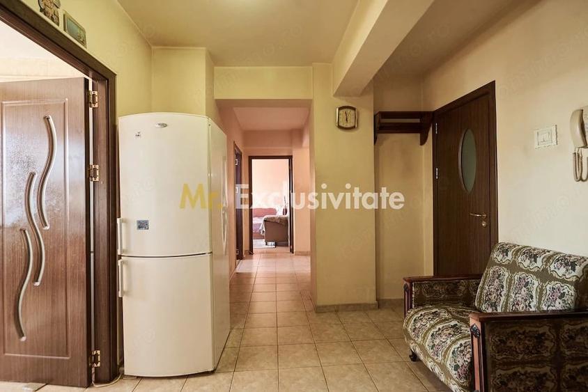 Apartament cu 3 camere decomandat în Central