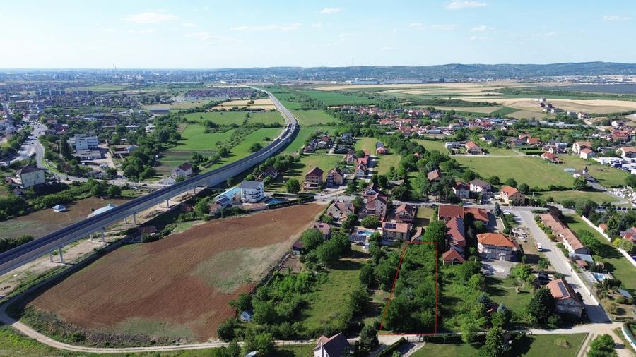 Teren Construcții intravilan de 1449 mp, în Băile 1 Mai
