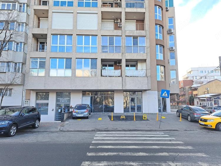 Spațiu comercial, de 143.03 mp, în Vitan