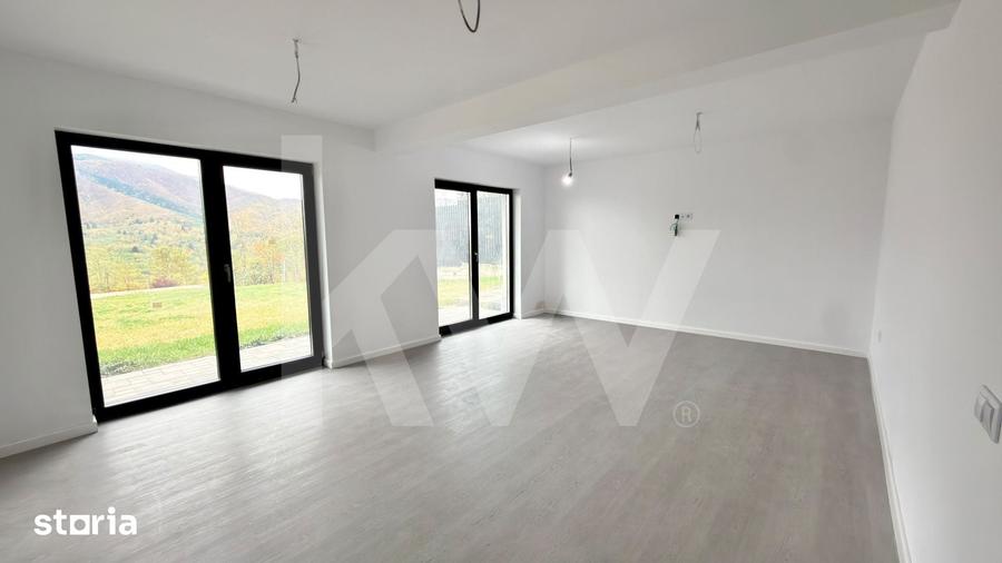Casă cu 4 camere cu Teren 873 Mp în Central