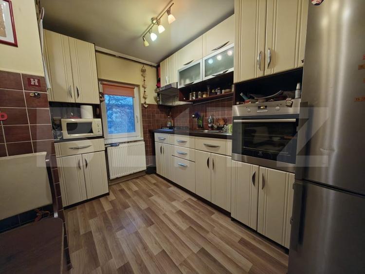 Apartament cu 4 camere decomandat, mobilat în Micro 16