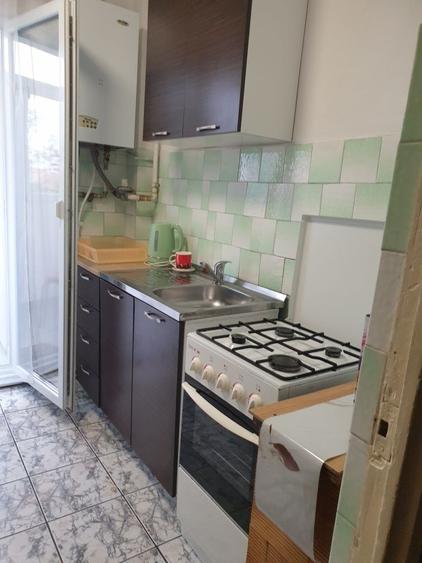 Apartament cu 2 camere decomandat în Lazaret