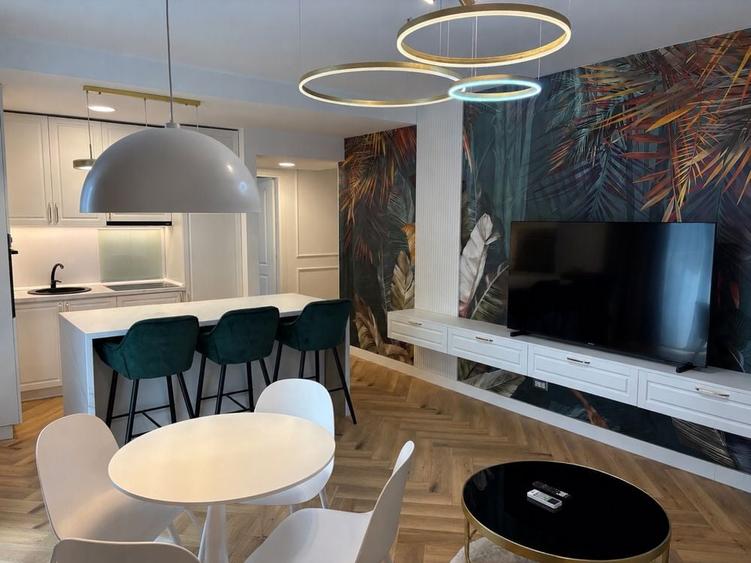 Apartament cu 2 camere semidecomandat în Pipera