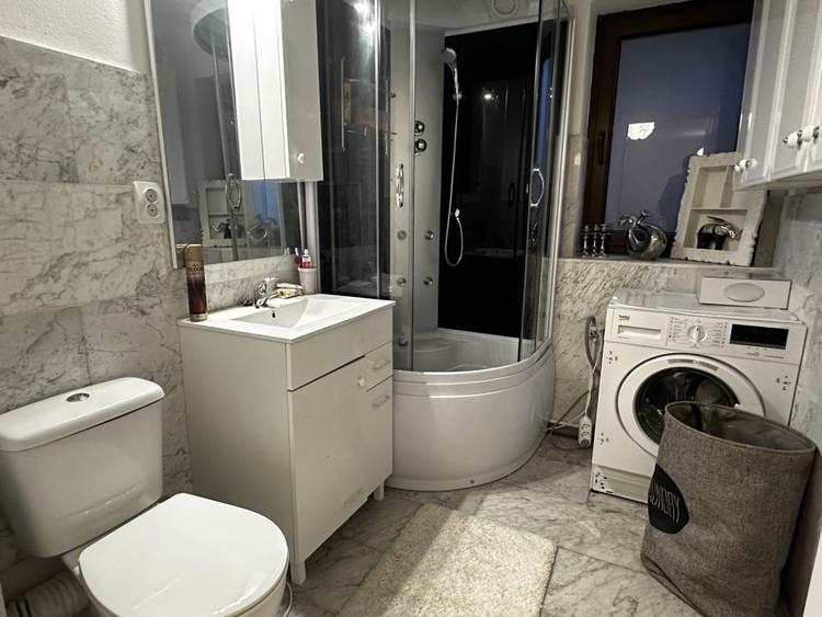 Apartament cu 3 camere decomandat, mobilat în Kogălniceanu