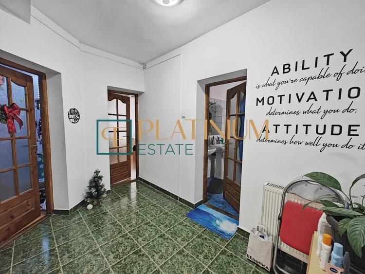 Casă individuală cu 6 camere cu Canalizare în Dâmbovița