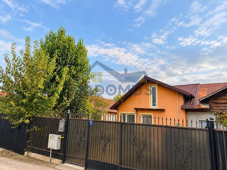 Casă individuală cu 5 camere cu Canalizare în Lipănești