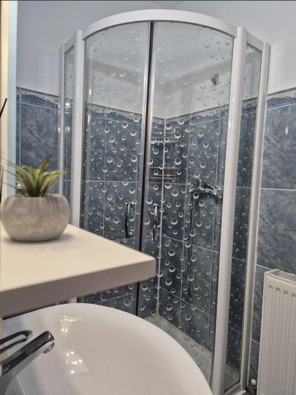 Apartament cu 2 camere decomandat în Slănic-Moldova