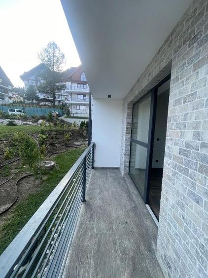 Apartament cu 22 camere semidecomandat în Furnica