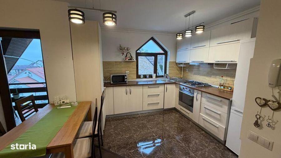 Apartament cu 2 camere decomandat în Europa