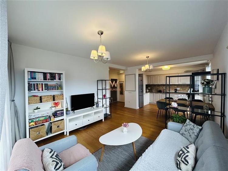 Apartament cu 3 camere decomandat în Șelimbăr