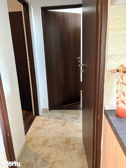 Apartament cu 2 camere decomandat în Drumul Taberei — fotografia 2