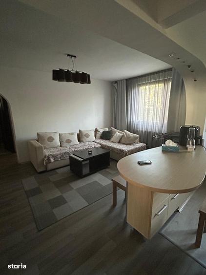 Apartament cu 3 camere în Cornișa