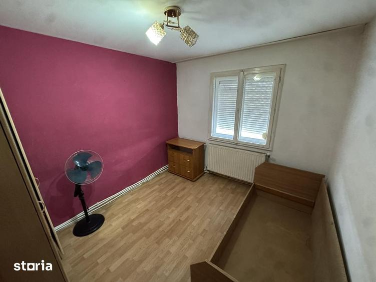 Apartament cu 3 camere în Solidarității