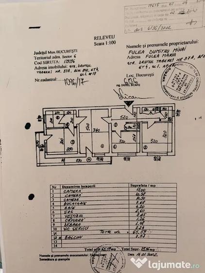 Apartament cu 3 camere semidecomandat în Drumul Taberei