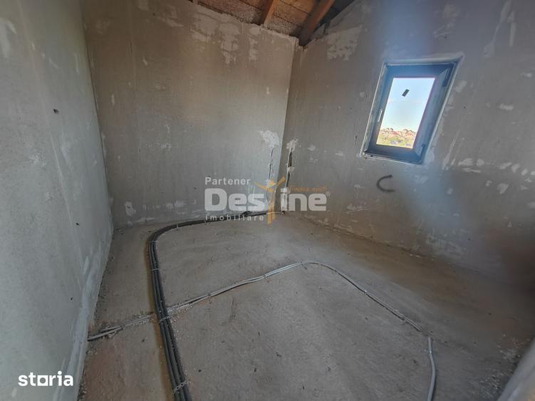 Casă cu 3 camere cu Teren 500 Mp în Ciurea