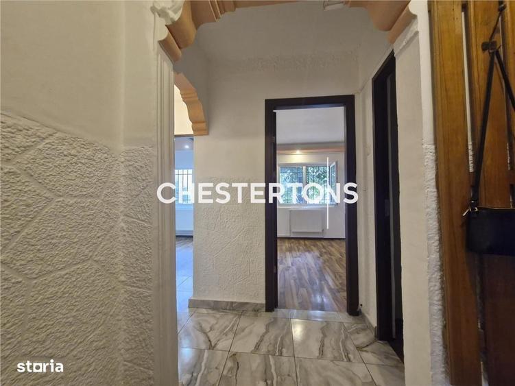 Apartament cu 3 camere decomandat în Central