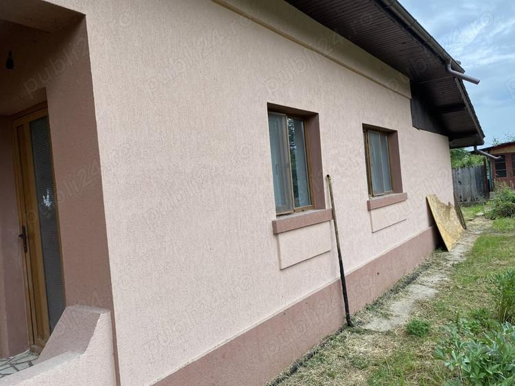 Casă cu 4 camere în Central