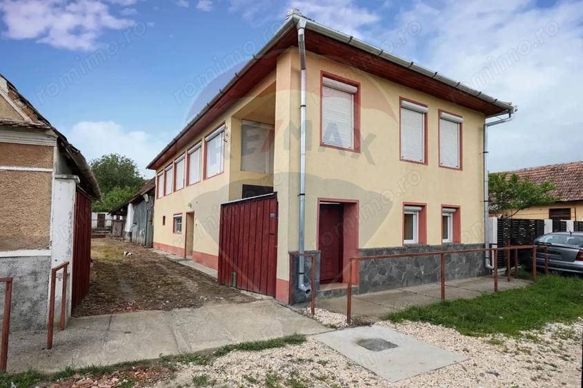 Casă cu 3 camere cu Teren 396 Mp în Ungra