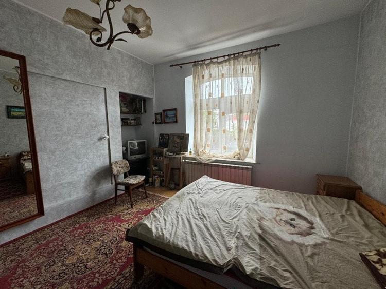 Casă individuală cu 4 camere cu Canalizare în Ultracentral