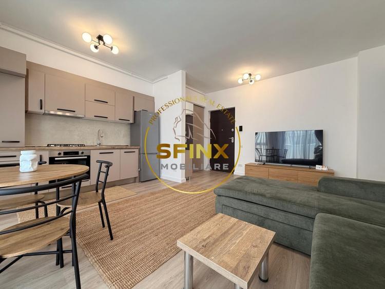 Apartament cu 2 camere semidecomandat, mobilat în P-ța Alba Iulia