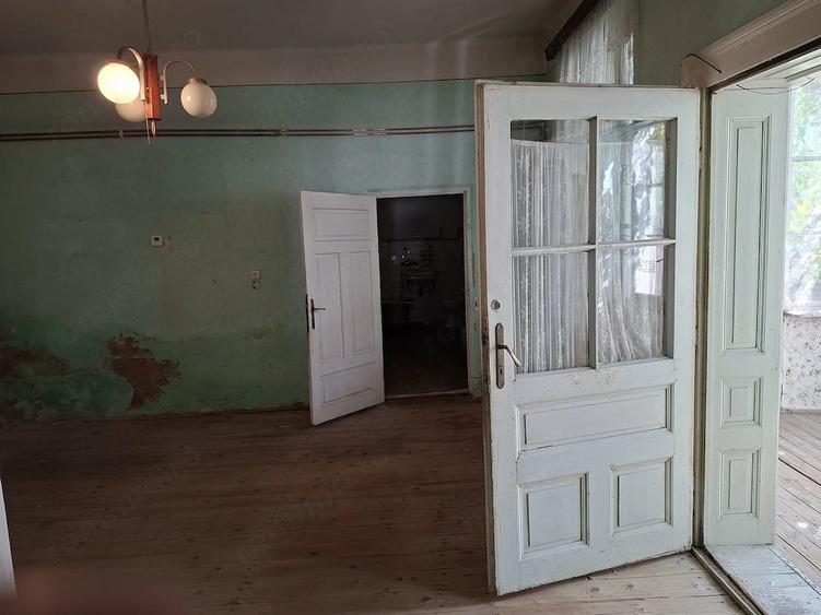 Casă cu 3 camere cu Teren 521 Mp în Semicentral