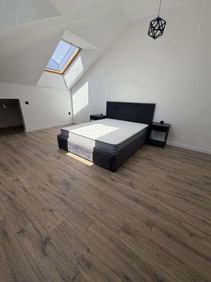 Apartament cu 2 camere decomandat în Florești