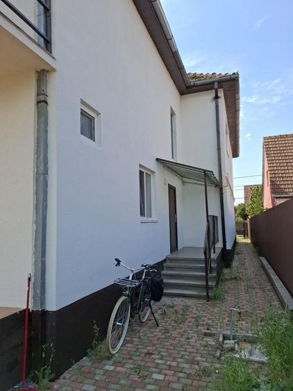 Casă cu 3 camere în Central