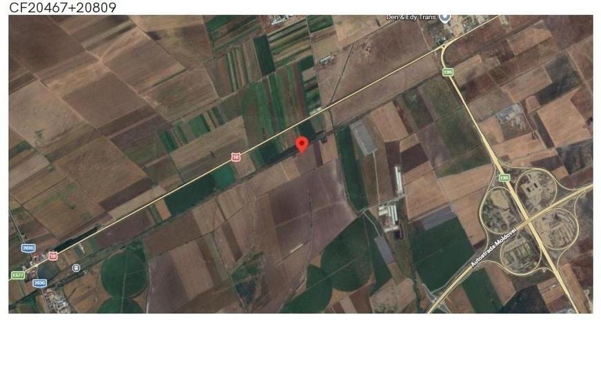 Teren de 9999 mp, în Stâlpu
