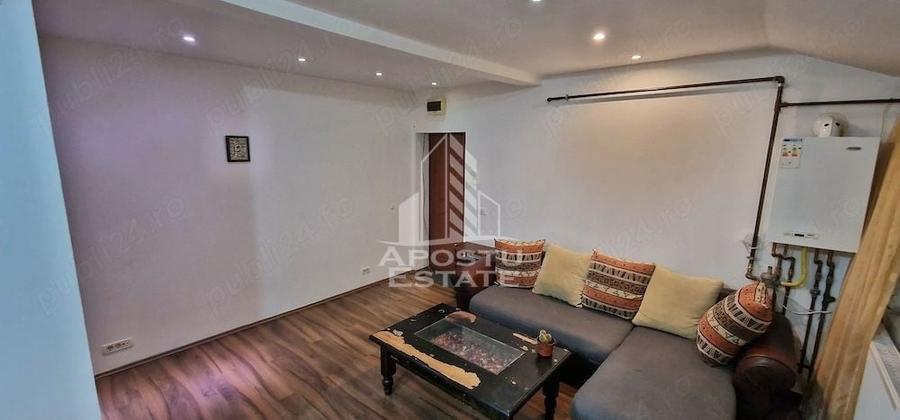 Apartament cu 2 camere semidecomandat, mobilat în Lipovei