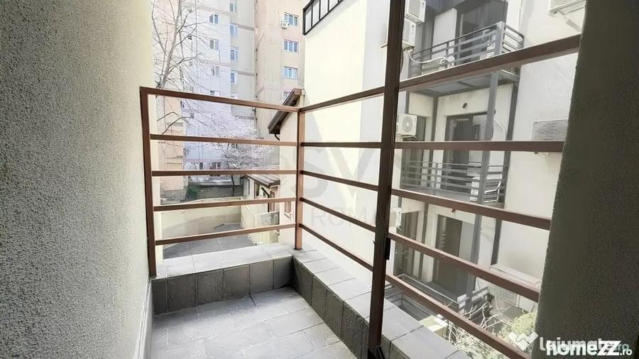 Apartament cu 3 camere decomandat în Kiseleff
