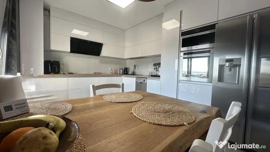 Apartament cu 3 camere decomandat în Tăuții-Măgherăuș
