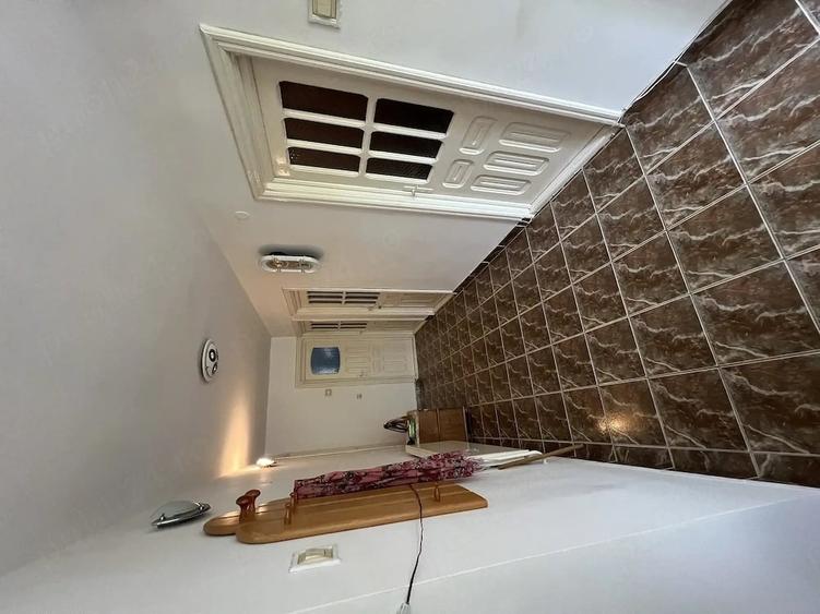 Casă cu Teren 600 Mp în Central