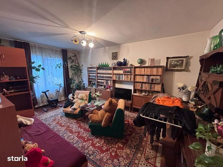 Apartament cu 3 camere în Tudor Vladimirescu