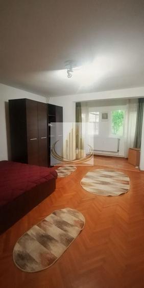Garsonieră decomandată, mobilată în Brâncoveanu