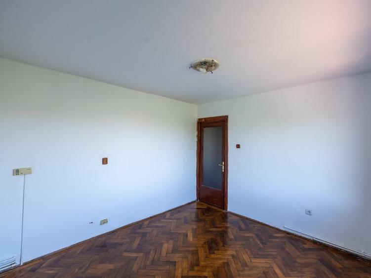 Apartament cu 2 camere semidecomandat în Brazda lui Novac