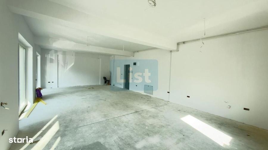 Spațiu comercial, de 64 mp, în Șelimbăr