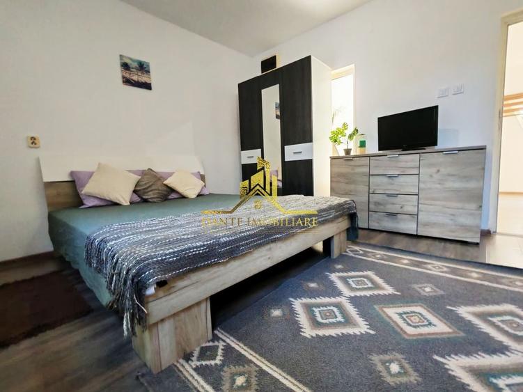 Apartament cu 2 camere semidecomandat, mobilat în Calea Turzii