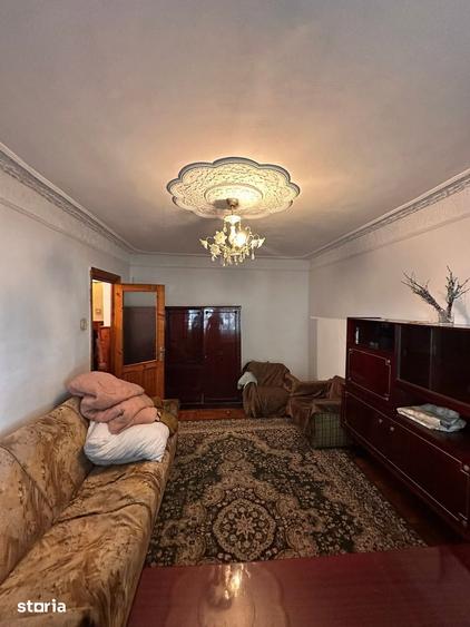 Apartament 2 camere decomandat, zona piata mare, 52400 euro - 1