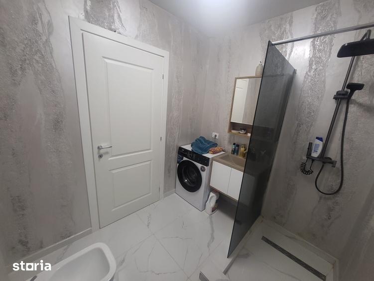 Apartament cu 2 camere semidecomandat în Bârnova