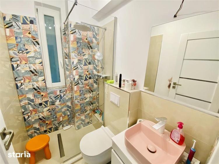 Casă cu 5 camere cu Teren 513 Mp în Calea Dumbrăvii