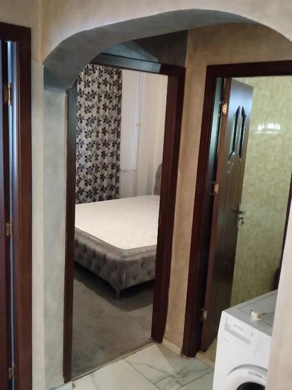 Apartament cu 3 camere semidecomandat în Exterior Vest
