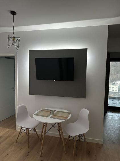 Inchiriez apartament 2 camere tip studio centru zavoi parc - 5