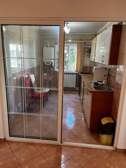 Apartament cu 2 camere decomandat în Exterior Vest