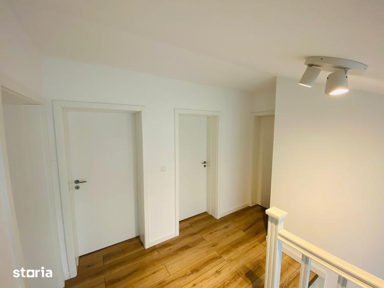 Casă cu 5 camere cu Teren 377 Mp în Rediu