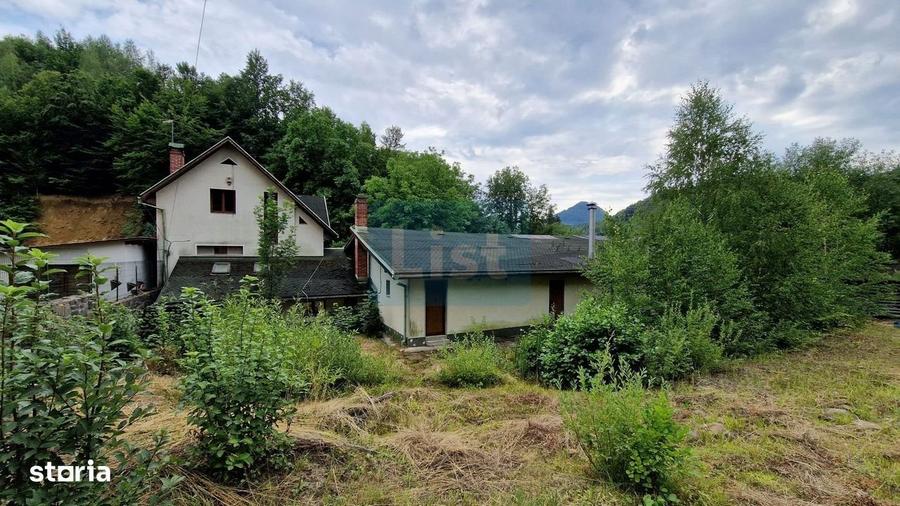 Casă cu 3 camere în Firiza