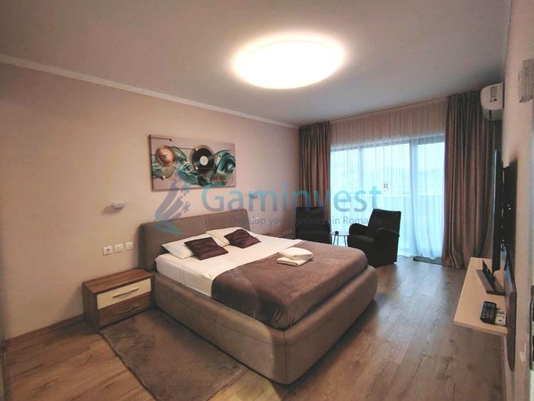 Apartament cu 3 camere decomandat, mobilat în Sud