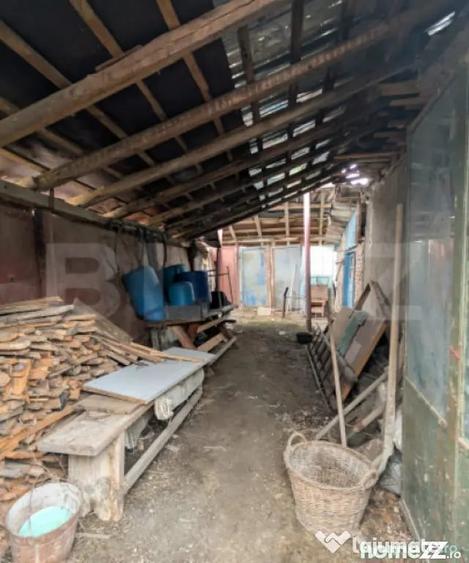Casă cu 4 camere cu Teren 1100 Mp în Central