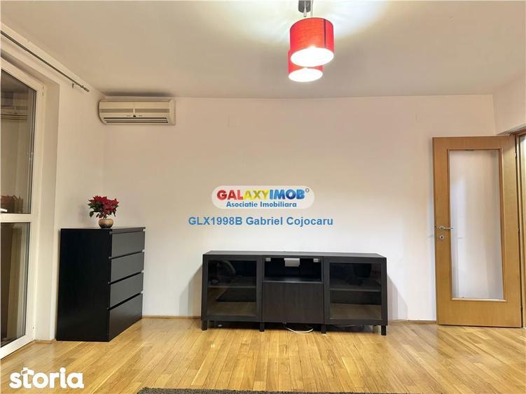 Apartament cu 3 camere decomandat, mobilat în Romană