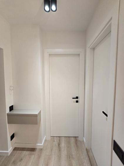 Apartament cu 2 camere decomandat, mobilat în Brâncoveanu
