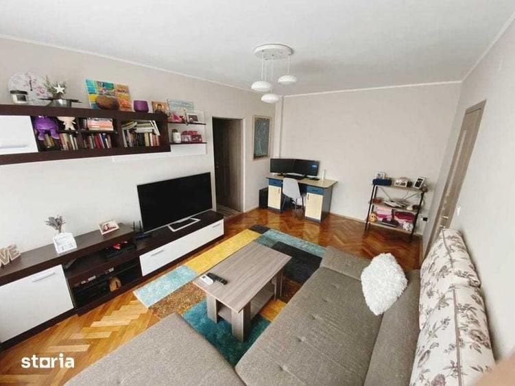 Apartament cu 2 camere semidecomandat în Rogerius